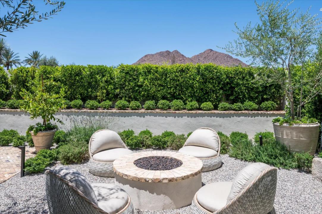 Real Estate Picture 34