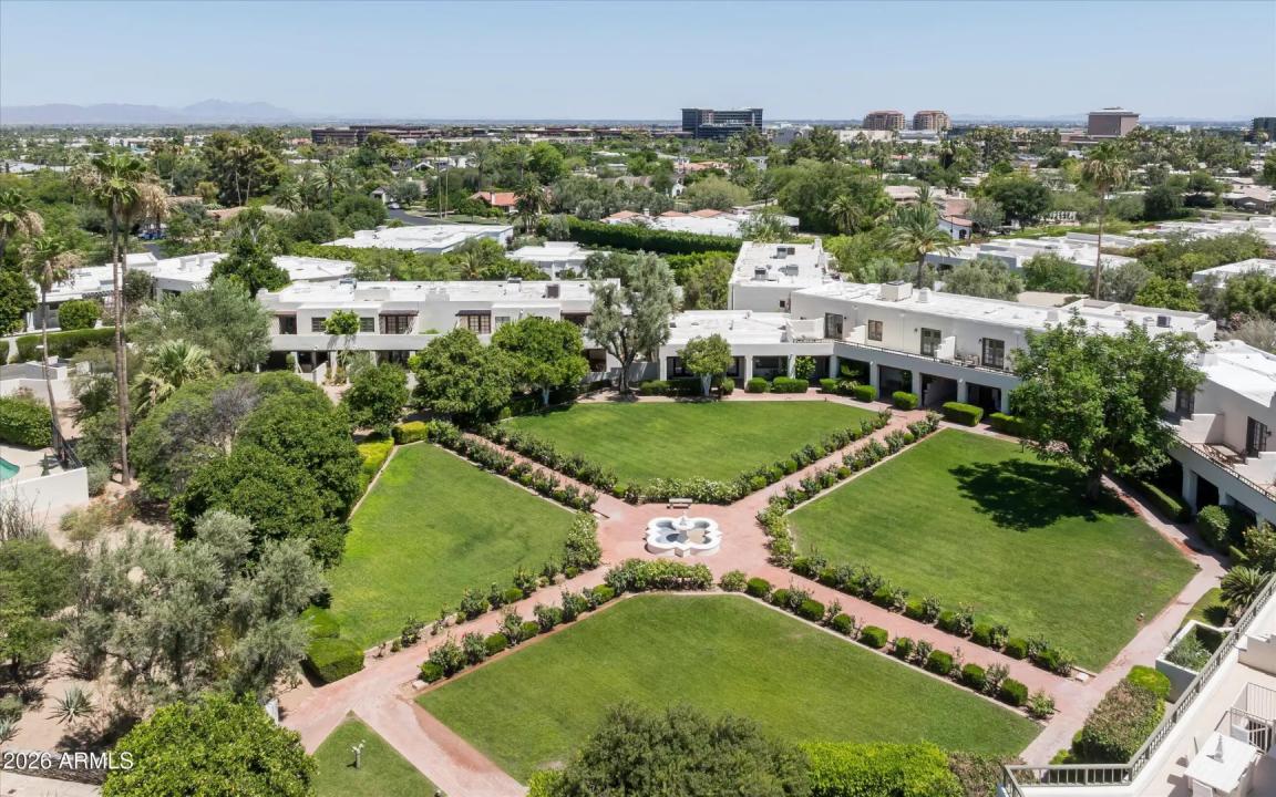 Real Estate Picture 42