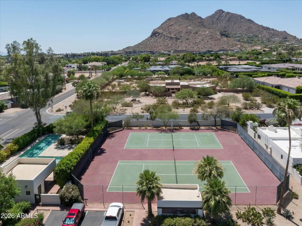 Real Estate Picture 43