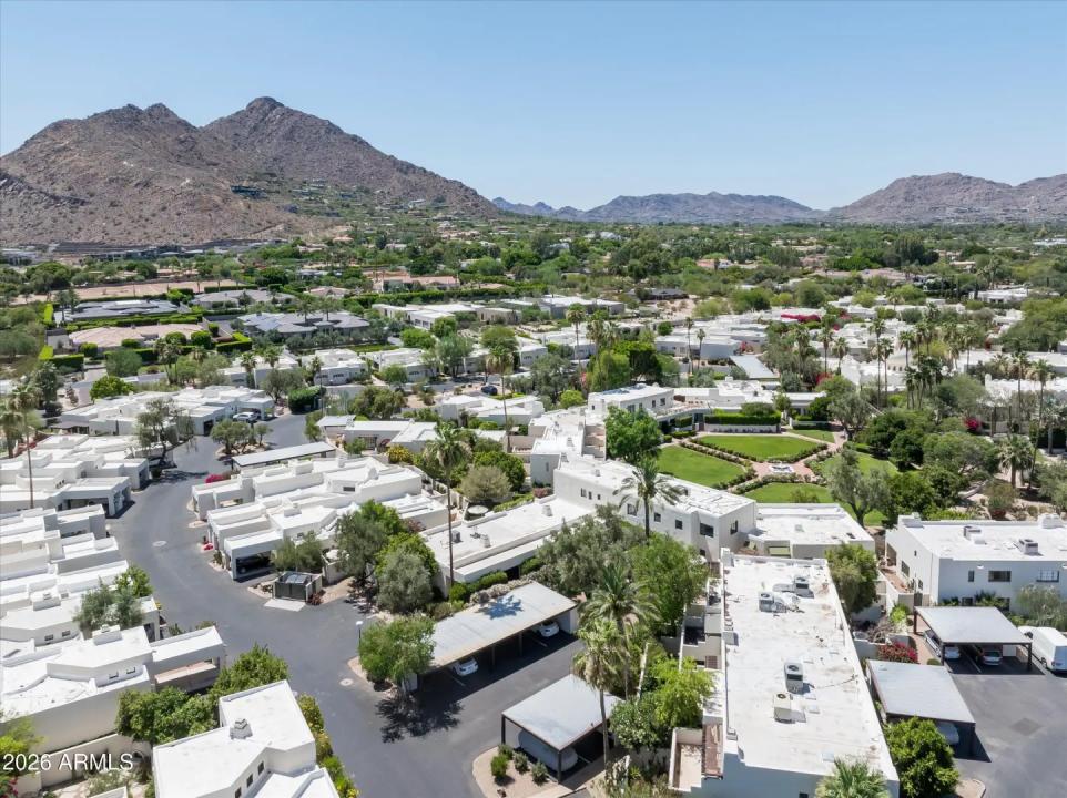 Real Estate Picture 45
