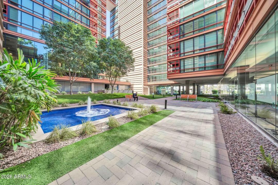Real Estate Picture 25