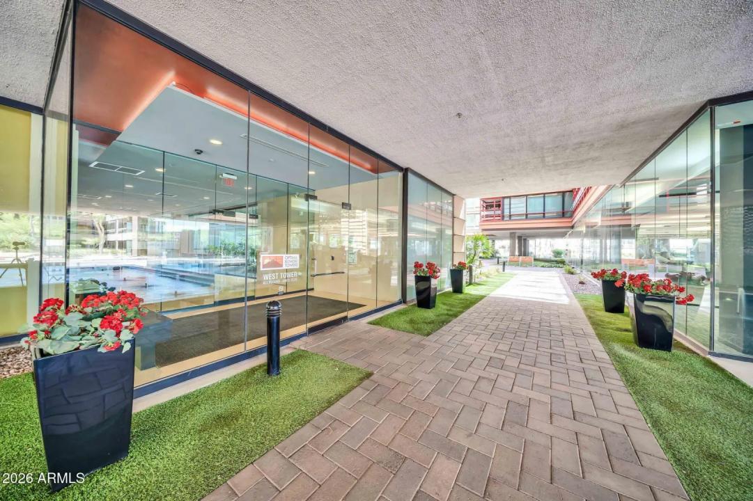 Real Estate Picture 27