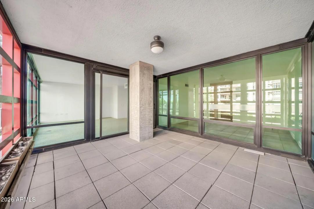 Real Estate Picture 22
