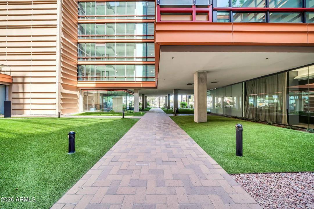 Real Estate Picture 35
