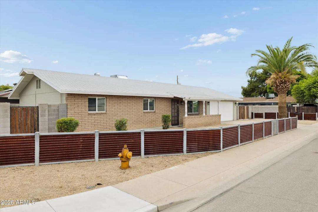 Real Estate Picture 2