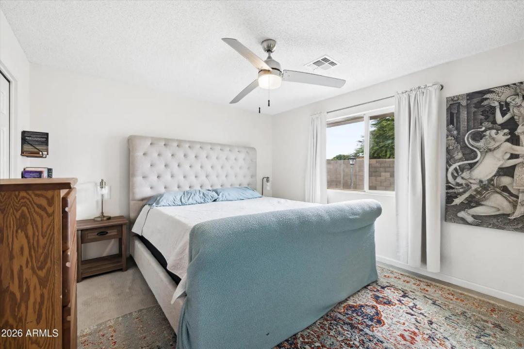 Real Estate Picture 17