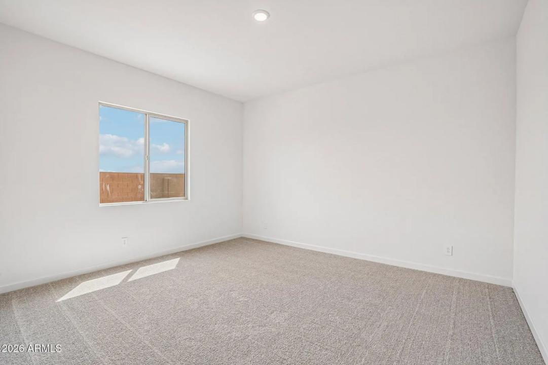 Real Estate Picture 31