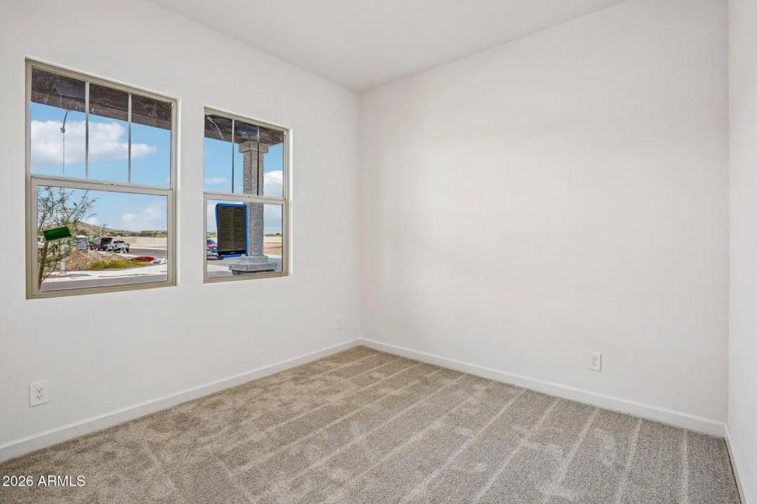 Real Estate Picture 19