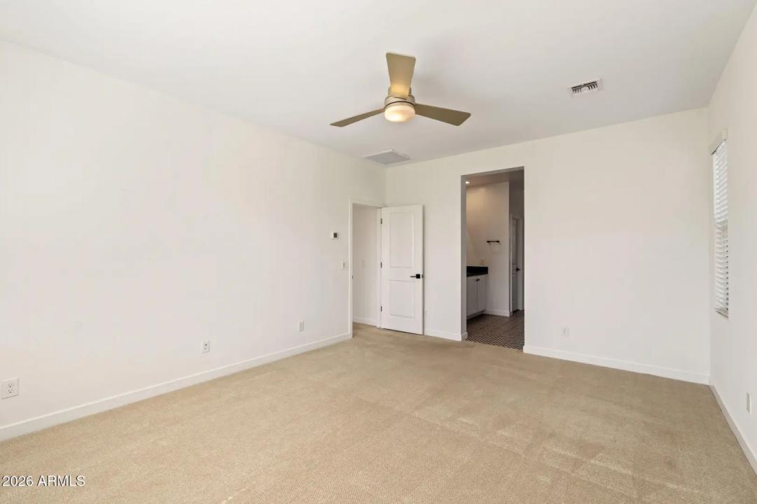 Real Estate Picture 20