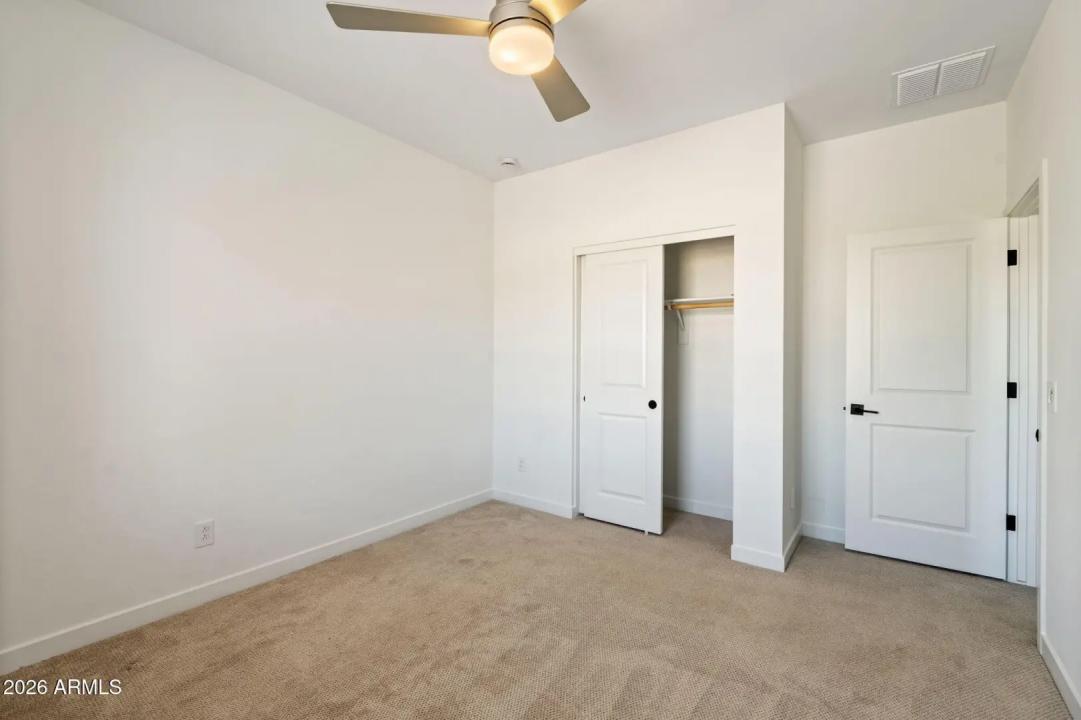 Real Estate Picture 30