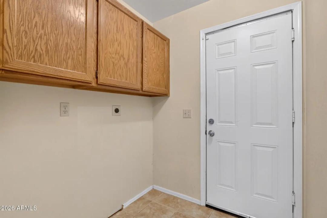 Real Estate Picture 43