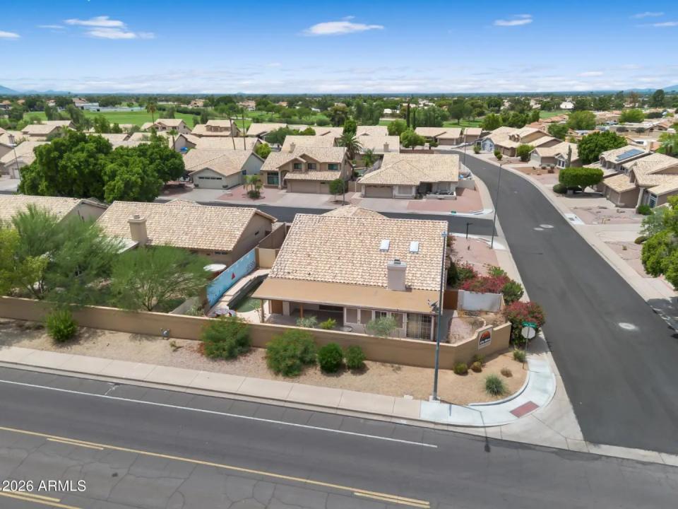 Real Estate Picture 75