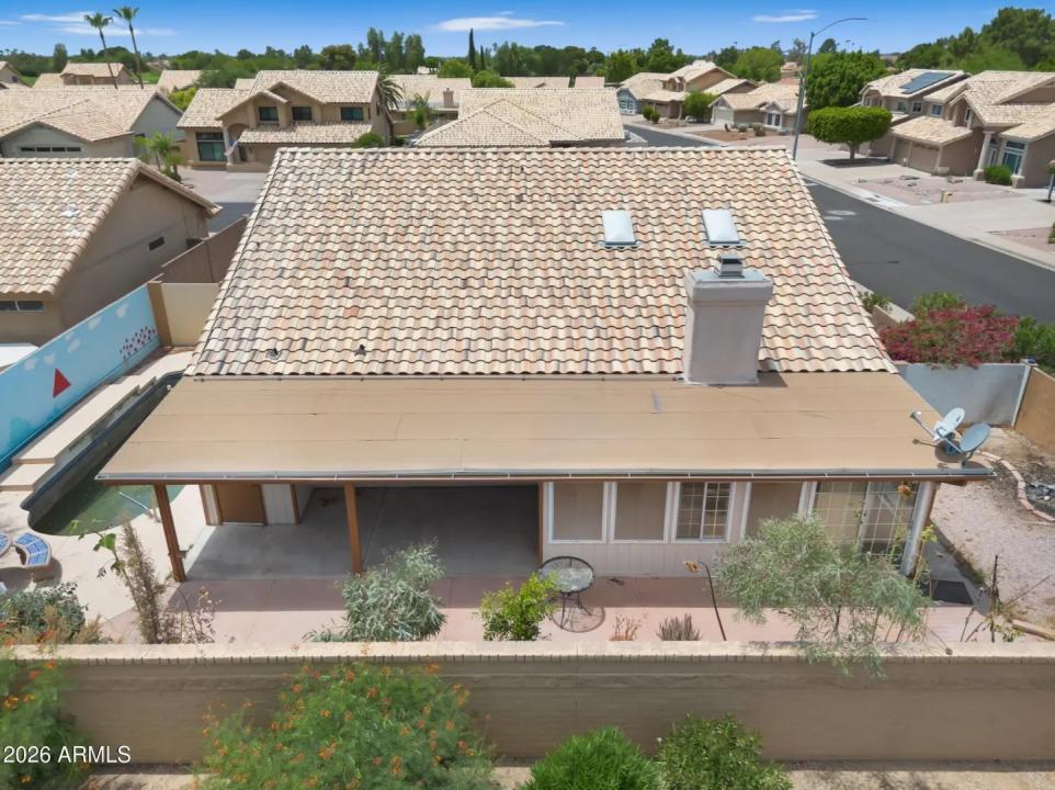 Real Estate Picture 6