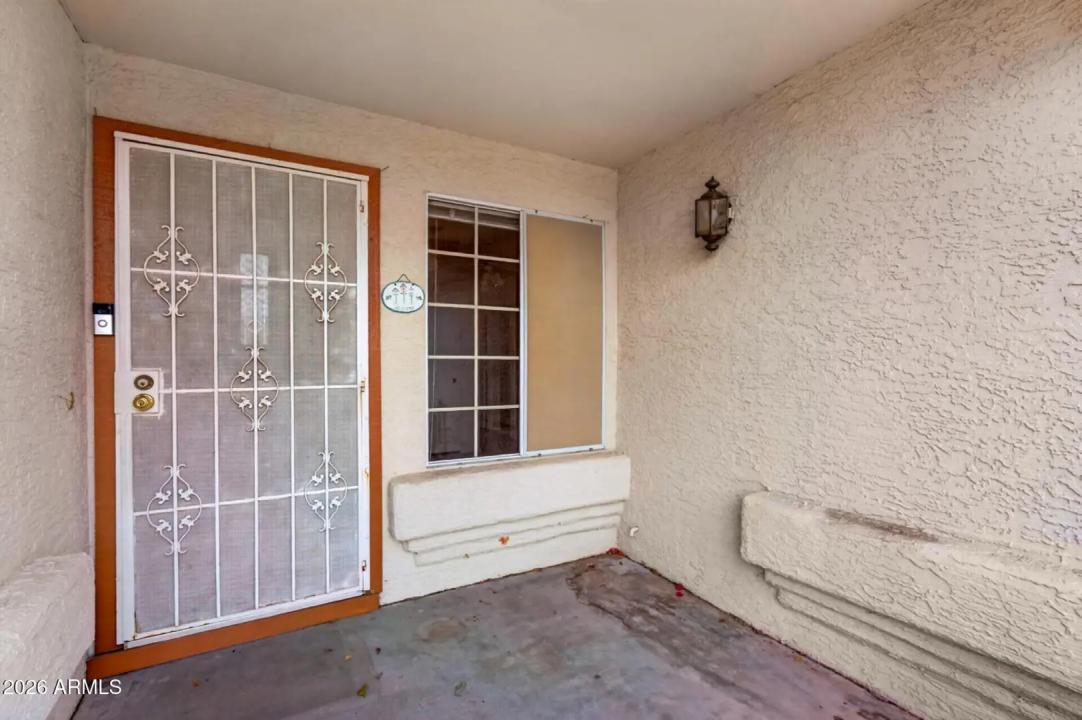 Real Estate Picture 8
