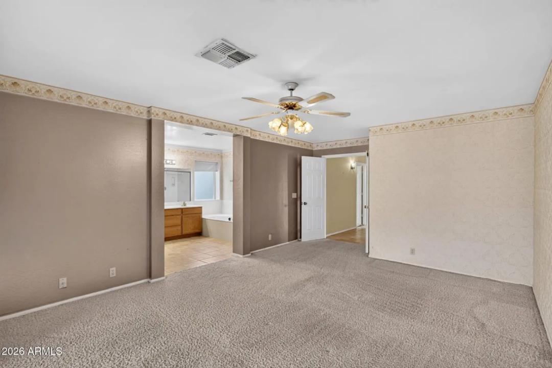 Real Estate Picture 33