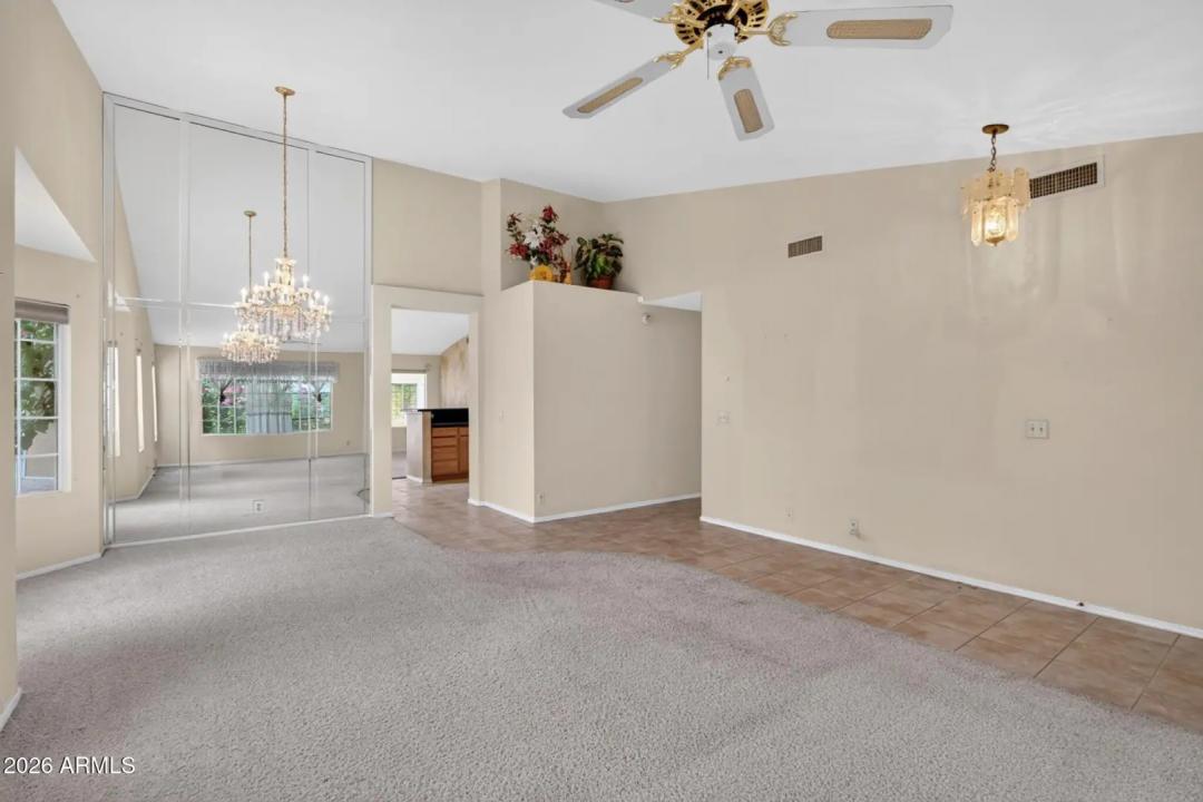 Real Estate Picture 12