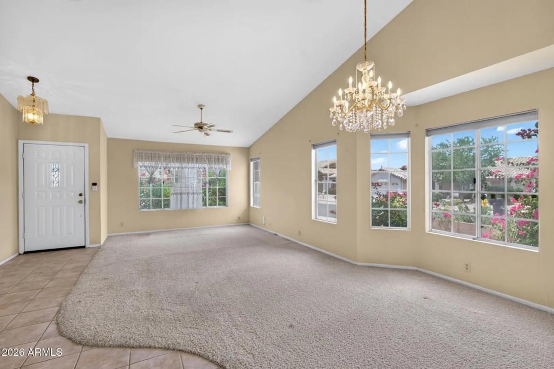 Real Estate Picture 14