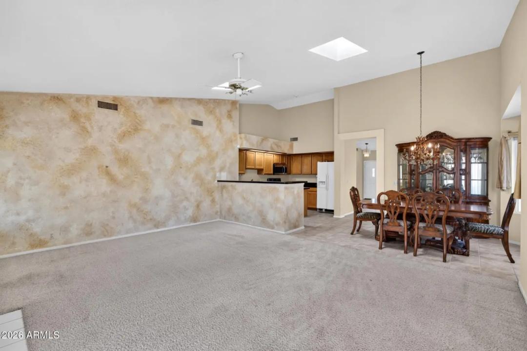 Real Estate Picture 15