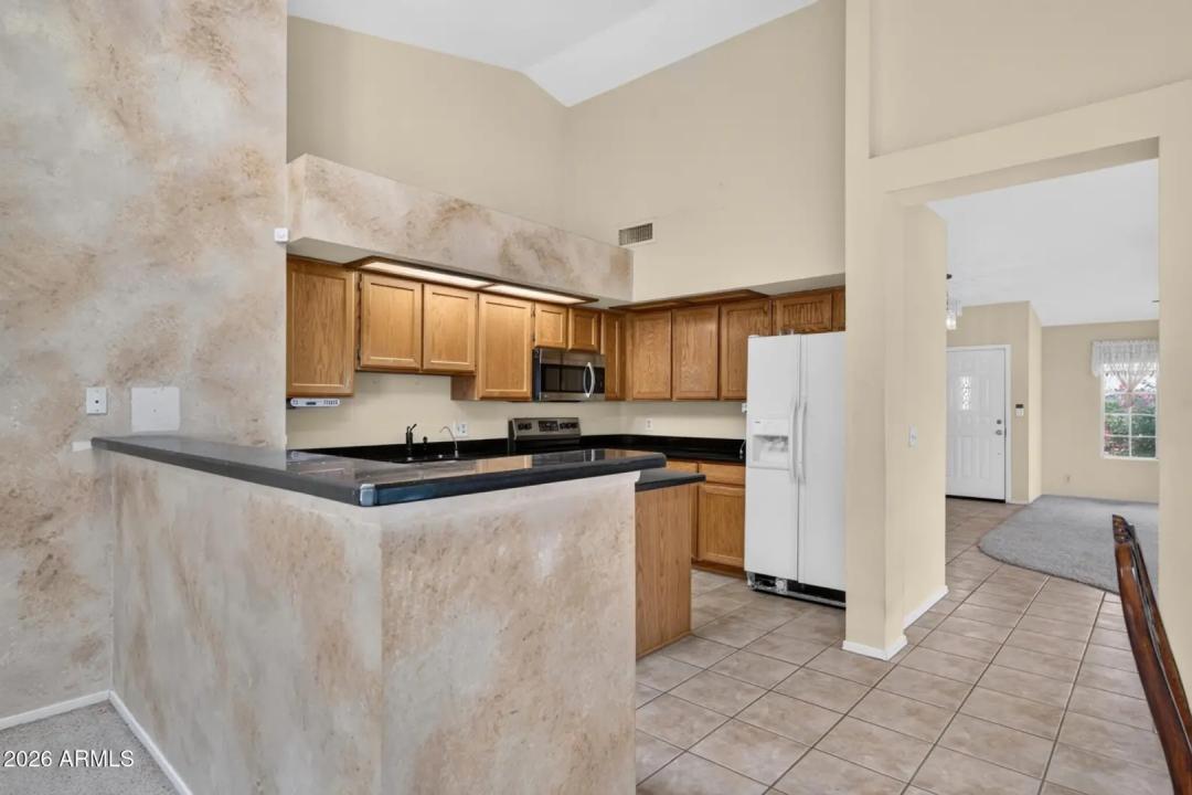 Real Estate Picture 25