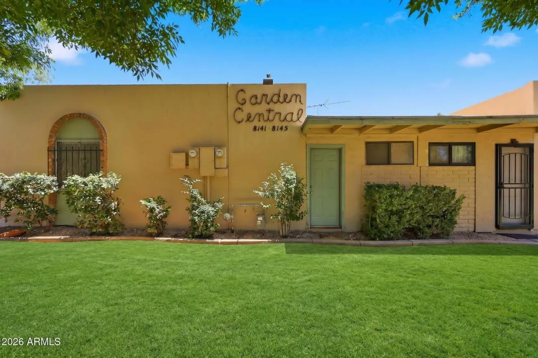 Real Estate Picture 19