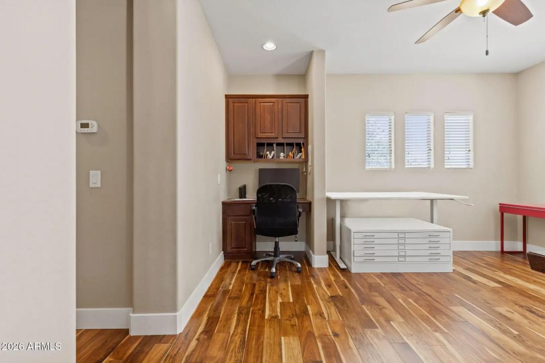 Real Estate Picture 19