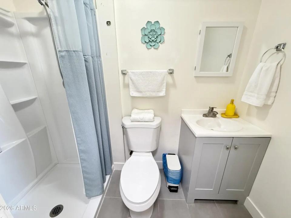 Real Estate Picture 15