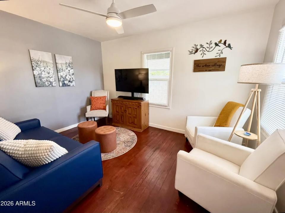 Real Estate Picture 6
