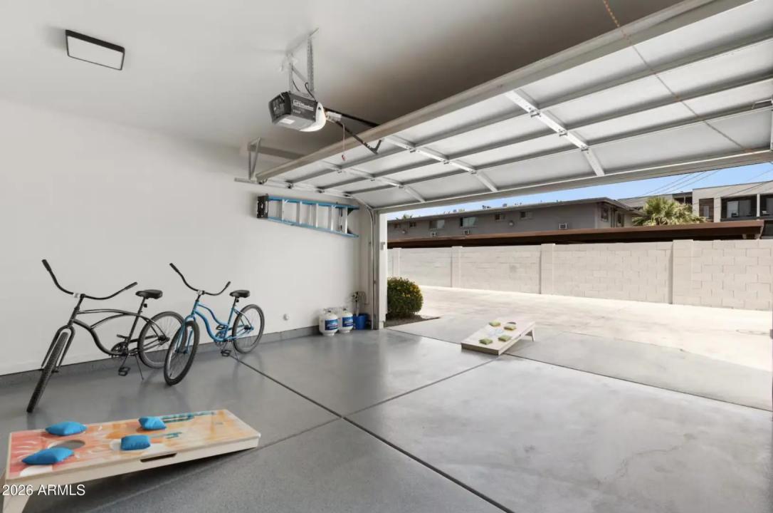 Real Estate Picture 19