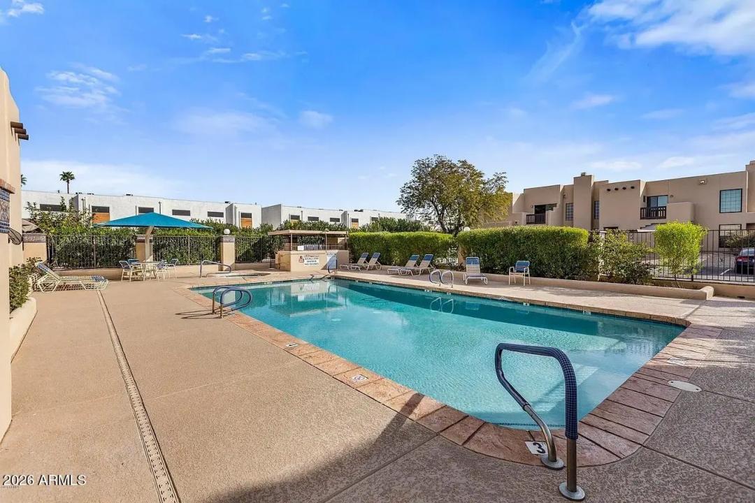 Real Estate Picture 18