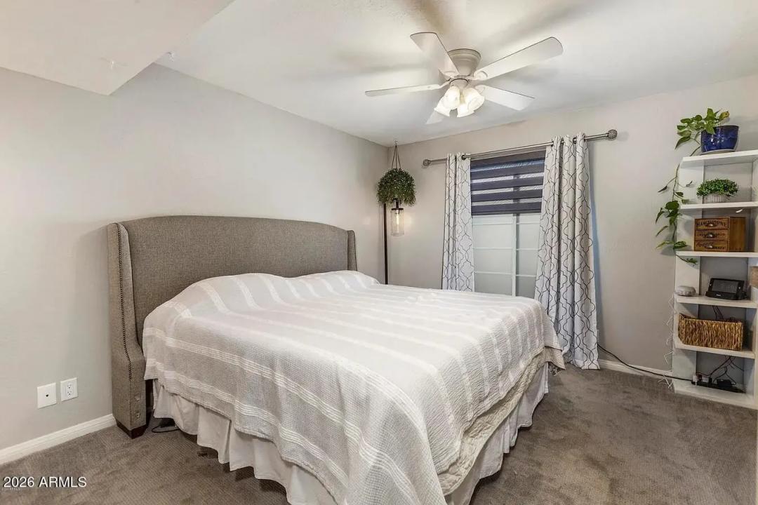 Real Estate Picture 17