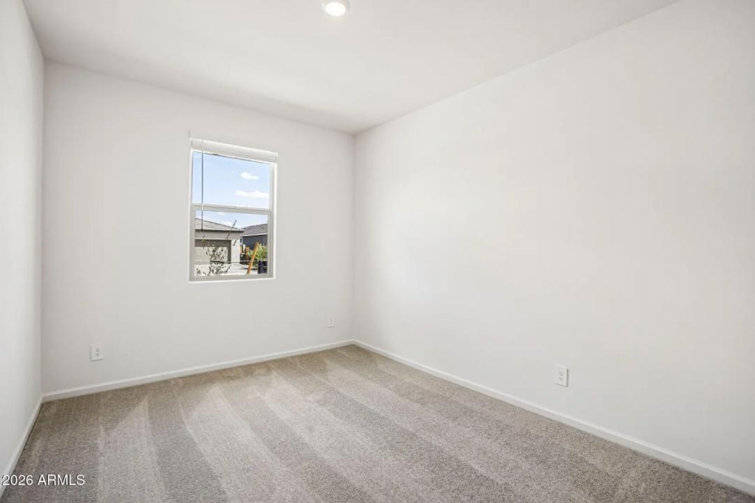 Real Estate Picture 27