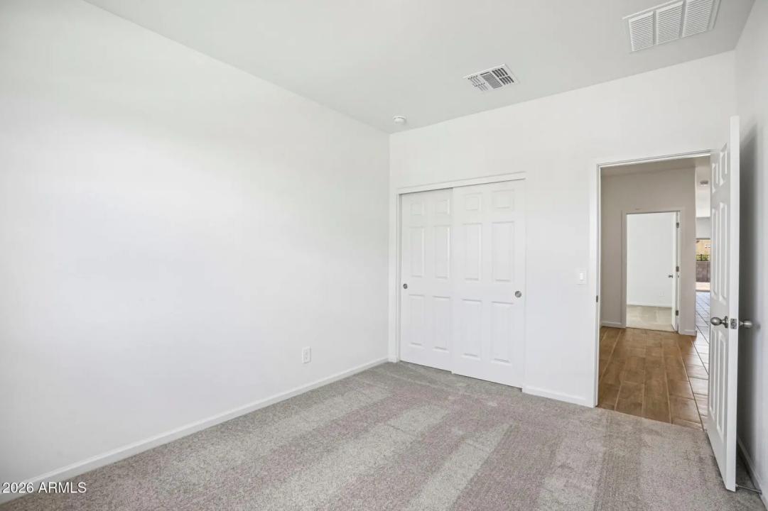 Real Estate Picture 28