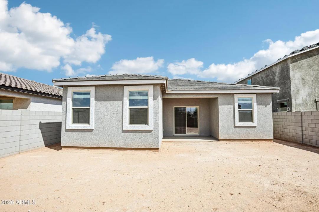 Real Estate Picture 33