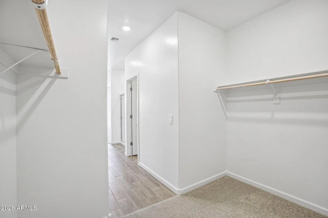 Real Estate Picture 20