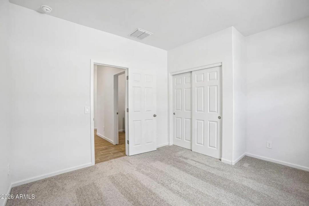 Real Estate Picture 23