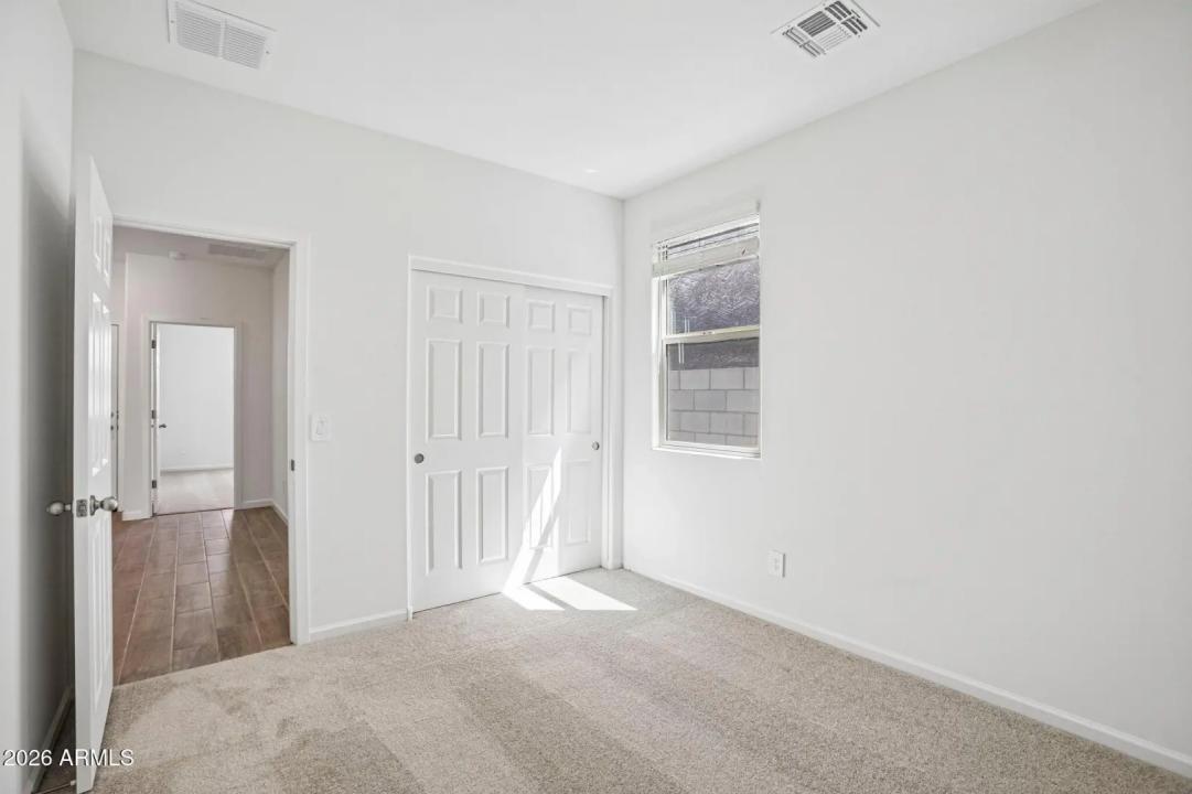 Real Estate Picture 25