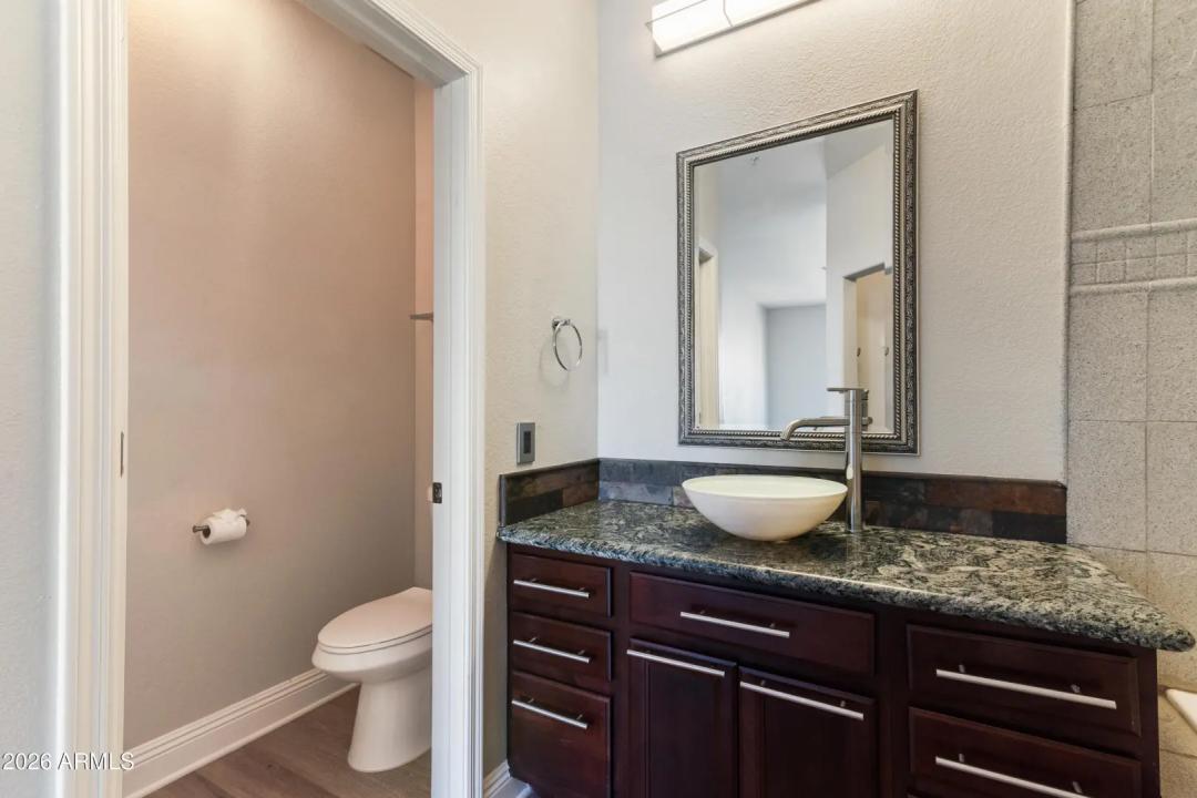 Real Estate Picture 13