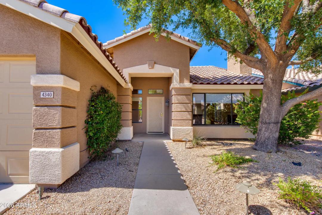 Real Estate Picture 18