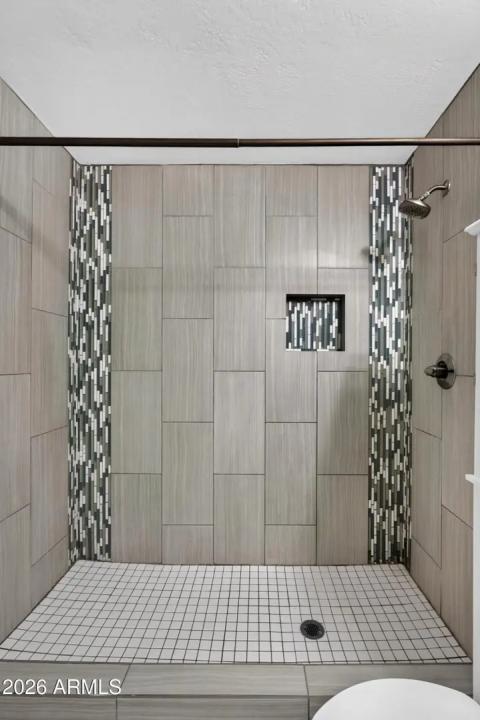 Real Estate Picture 29
