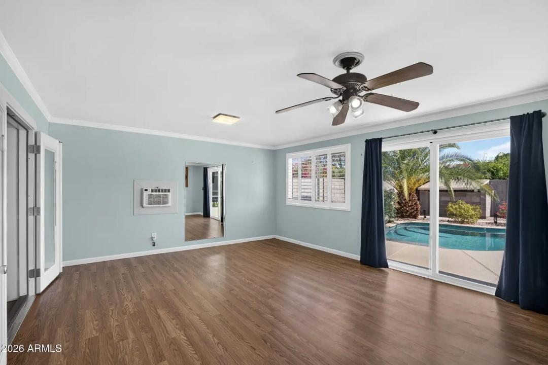 Real Estate Picture 38