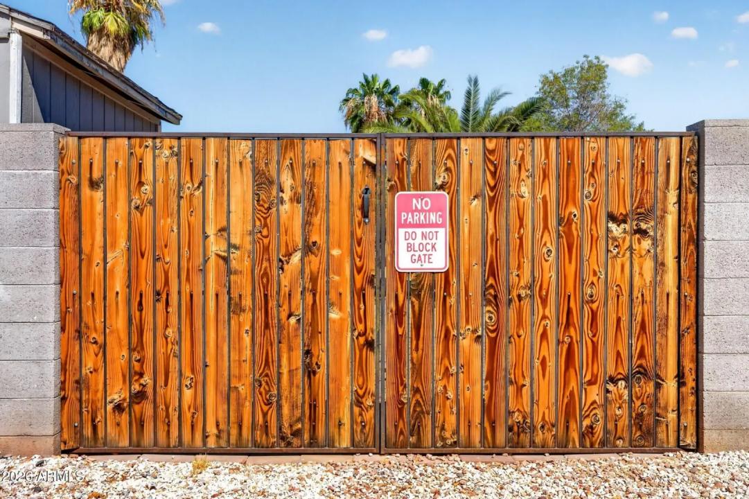 Real Estate Picture 60