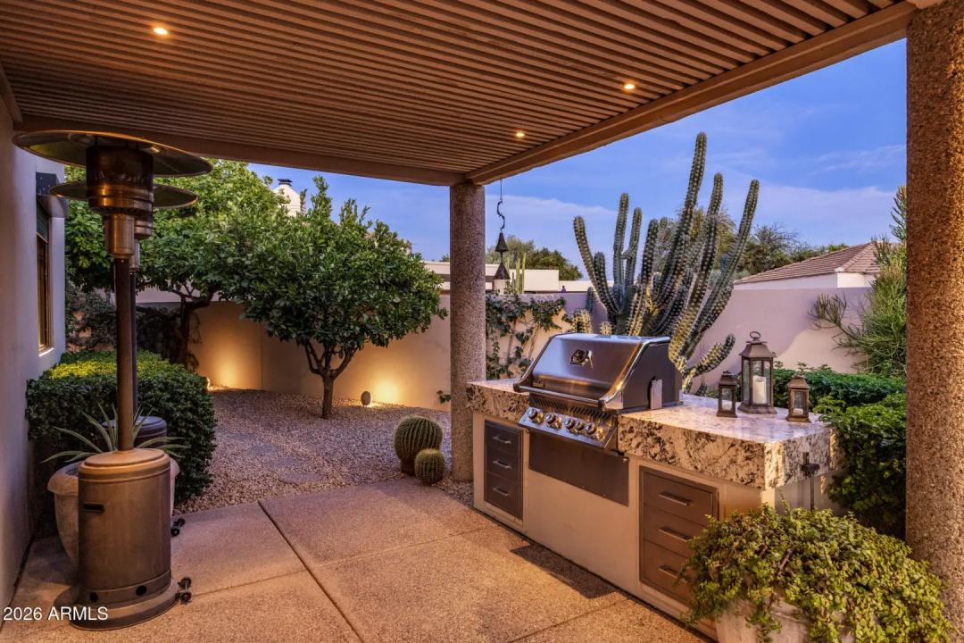 Real Estate Picture 35