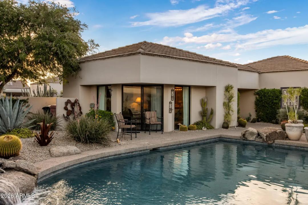 Real Estate Picture 12