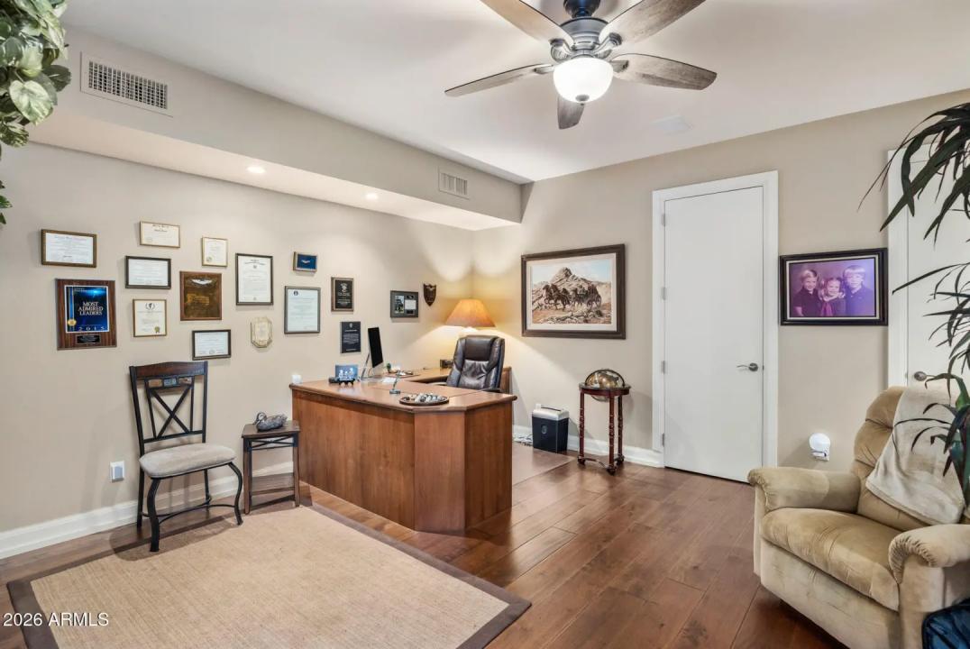 Real Estate Picture 28
