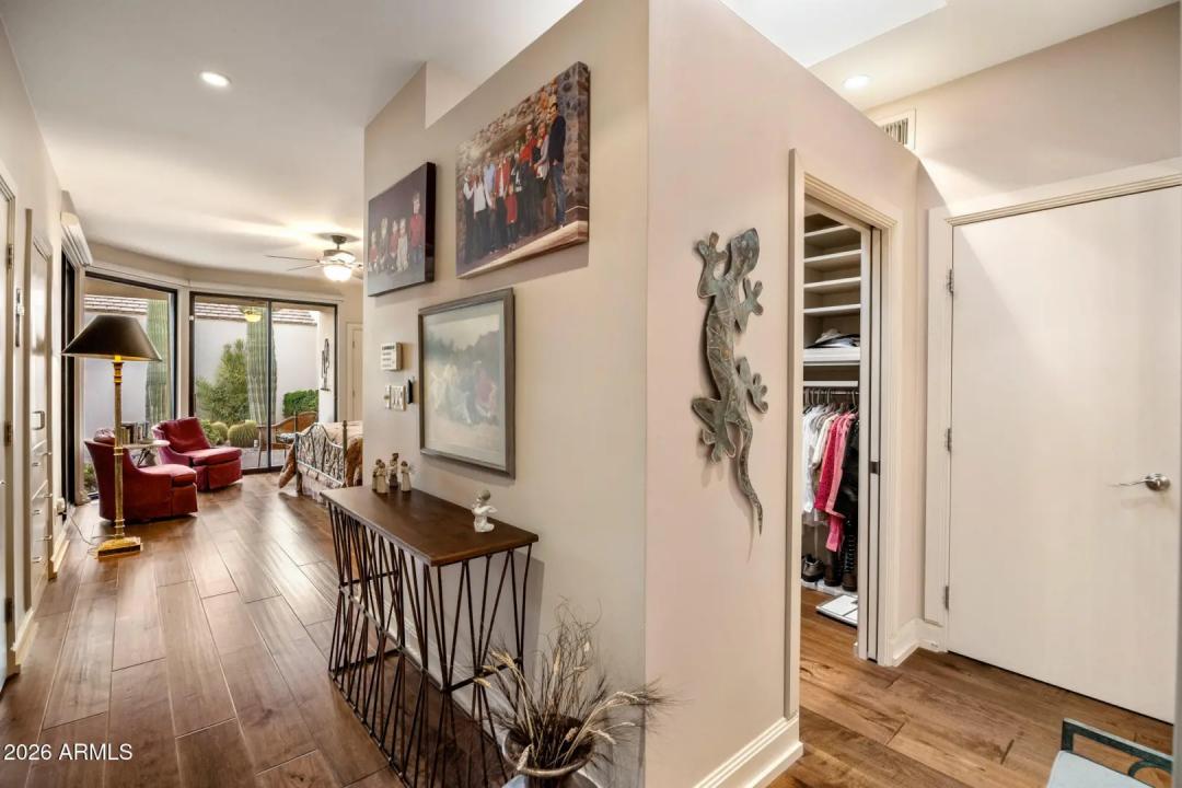 Real Estate Picture 19