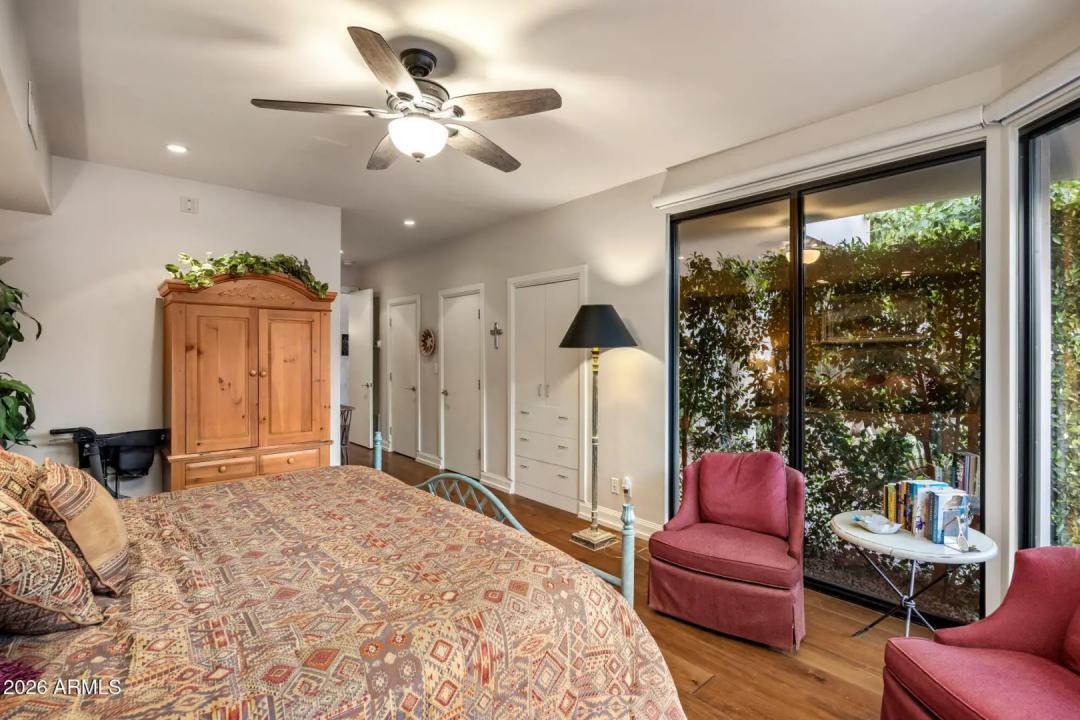 Real Estate Picture 20