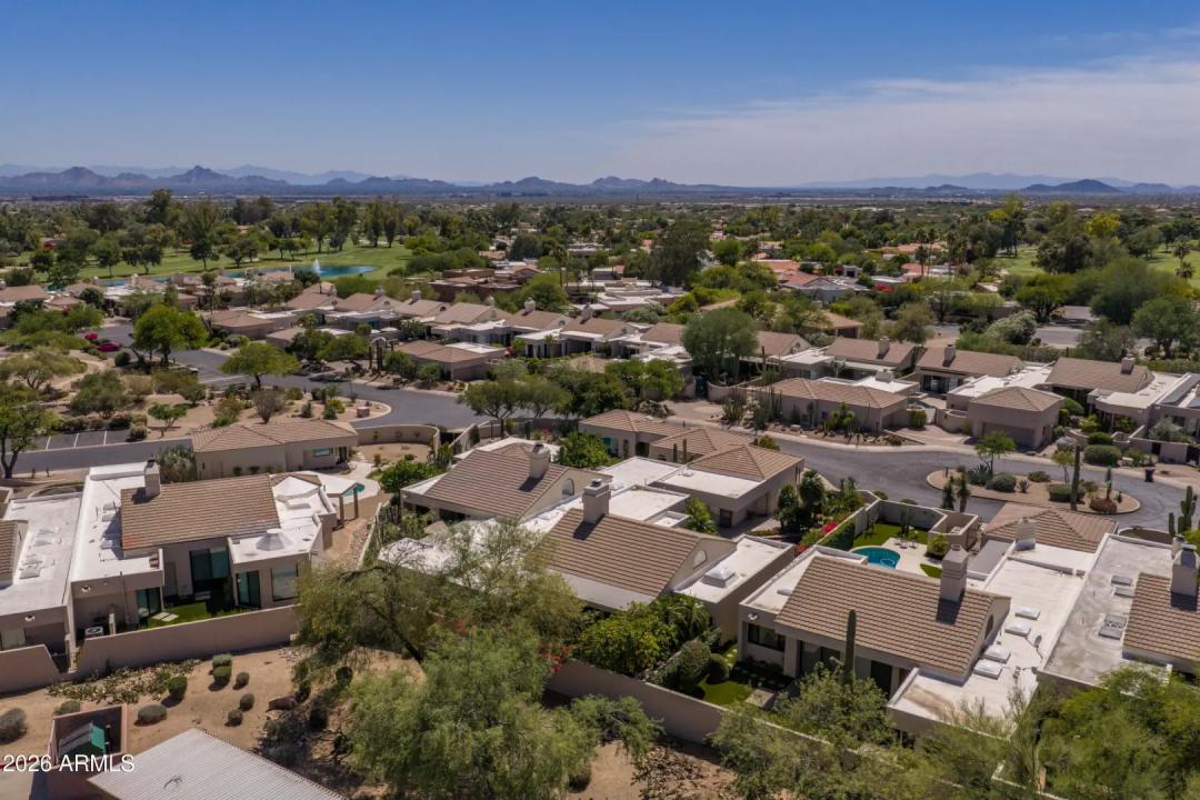 Real Estate Picture 50