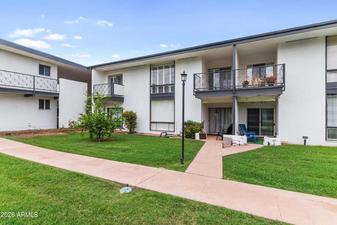 Real Estate Picture 28