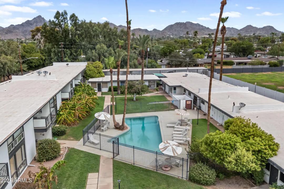 Real Estate Picture 2