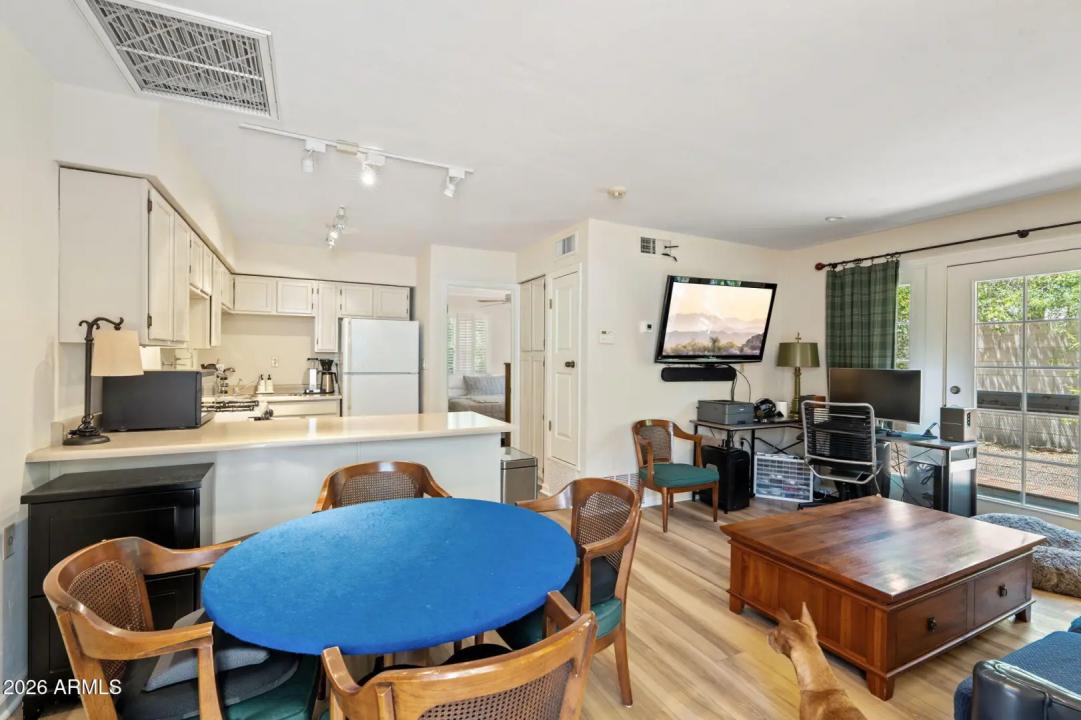 Real Estate Picture 35